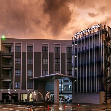 The Grand Aria Hotel And Conference Centre Gaborone Esterno foto